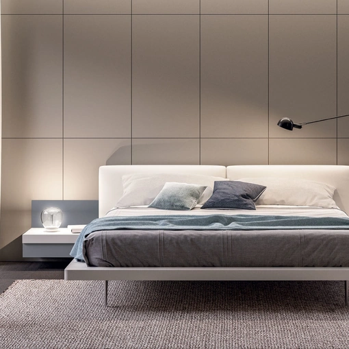 Letto Giulietta con testiera in ecopelle di Tagliabue Mobili