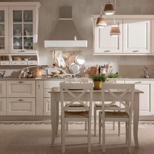 Cucina Classica con penisola Pavese 01 in Frassino laccato e Noce di Veneta Cucine