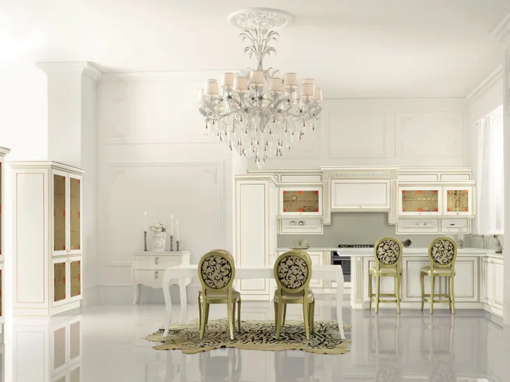 Cucina Classica angolare Mirabeau in laccato Bianco di Veneta Cucine