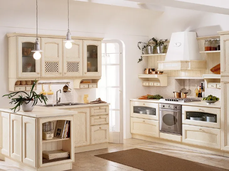 Cucina Classica angolare Villa d'Este in legno laccato Avorio di Veneta Cucine